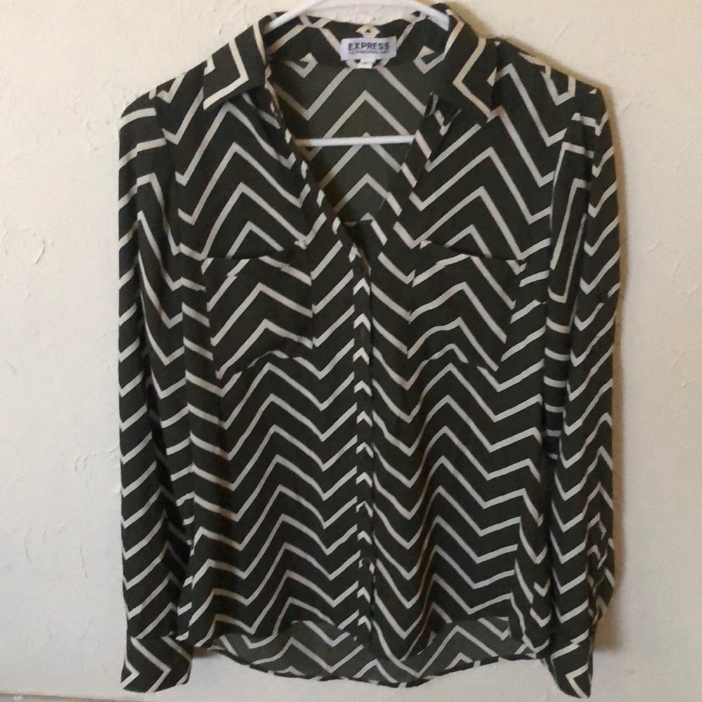 Express woman’s button up shirt, size ES
